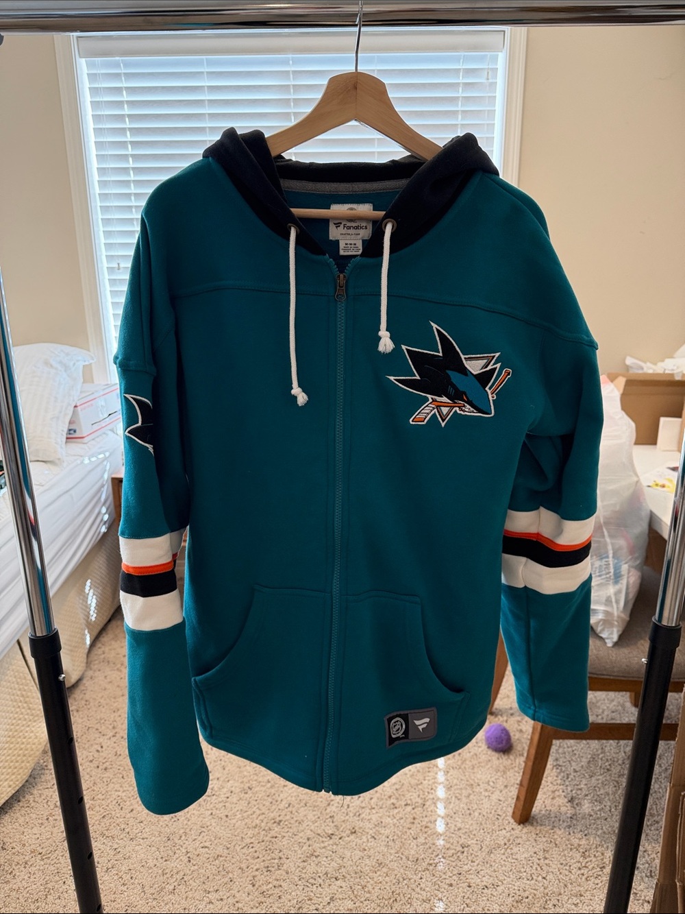 NWOT Men’s Fanatics Teal San Jose Sharks Full-Zip Hoodie